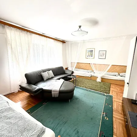 Helka Apartman *